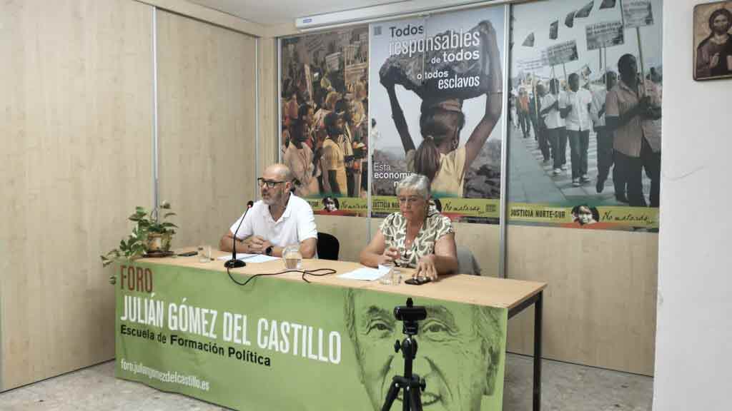 Acto de inaguración de la escuela de formación política